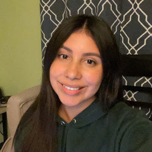 Meet your Posher, Denise